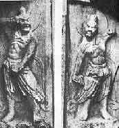 Les gardiens du temple de Sokkuram (datant du 8 ème siècle), les deux statues sont dans la position Kumgang